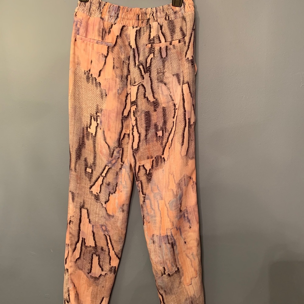 Mango Pants - Picture 3 of 3
